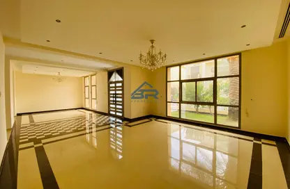 Compound - 5 Bedrooms - 5 Bathrooms for rent in Hamala - Northern Governorate