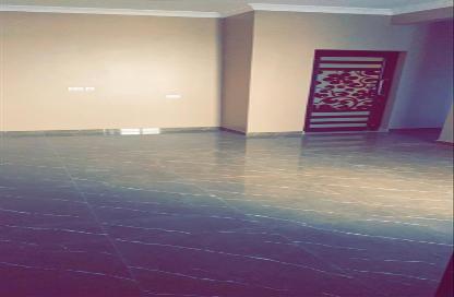 Apartment - 3 Bedrooms - 2 Bathrooms for rent in Hamad Town - Northern Governorate
