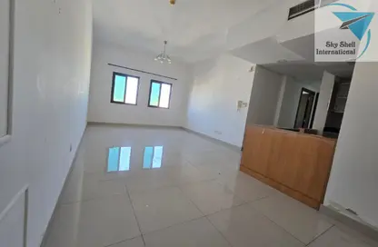 Apartment - 2 Bedrooms - 2 Bathrooms for rent in Zinj - Manama - Capital Governorate