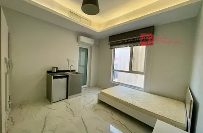 Apartment - 1 Bathroom for rent in Zinj - Manama - Capital Governorate