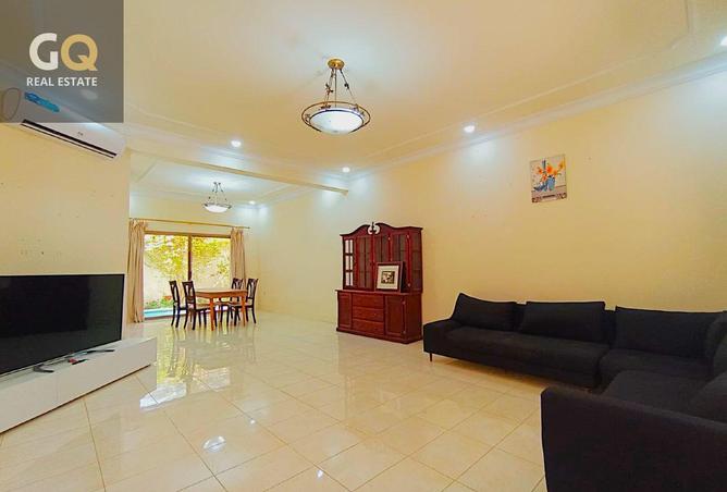 52675955 - Property Image 3