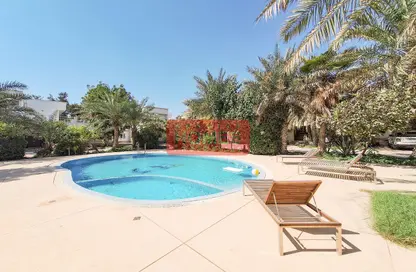 Villa - 4 Bedrooms - 5 Bathrooms for rent in Saar - Northern Governorate