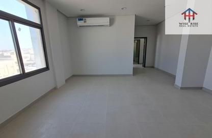 Apartment - 1 - 2 for rent in Busaiteen - Muharraq Governorate