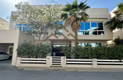 Villa - 6 Bedrooms - 7 Bathrooms for rent in Janabiya - Northern Governorate