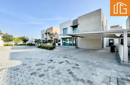 Villa - 4 Bedrooms - 4 Bathrooms for rent in Maqabah - Northern Governorate