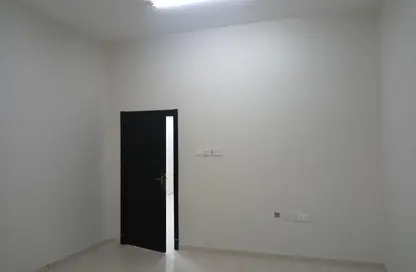 شقة - 3 غرف نوم - 2 حمامات للايجار في الدير - المحرق شقة - 3 غرف نوم - 2 حمامات للايجار في الدير - المحرق