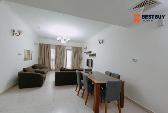 993927 - Property Image 2