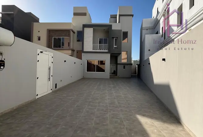 57433432 - Property Image 2
