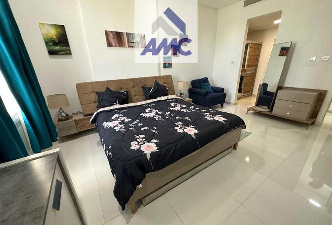 988849 - Property Image 3