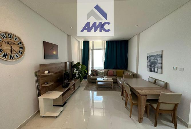 988849 - Property Image 2