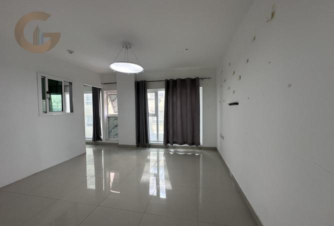 980005 - Property Image 2