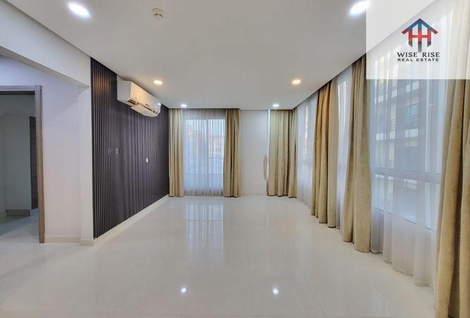 1000700 - Property Image 2