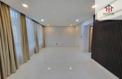 Apartment - 2 Bedrooms - 3 Bathrooms for rent in Hidd - Muharraq Governorate