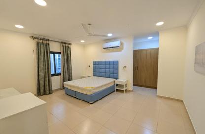 Apartment - 2 Bedrooms - 3 Bathrooms for rent in Janabiya - Northern Governorate