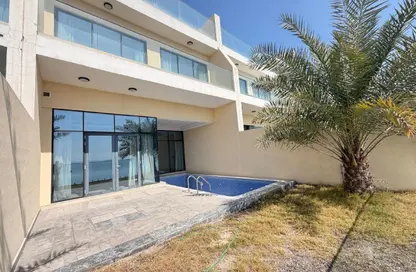 Villa - 4 Bedrooms - 6 Bathrooms for rent in Tubli - Central Governorate