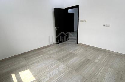 Apartment - 3 Bedrooms - 3 Bathrooms for rent in Saraya 2 - Bu Quwah - Northern Governorate
