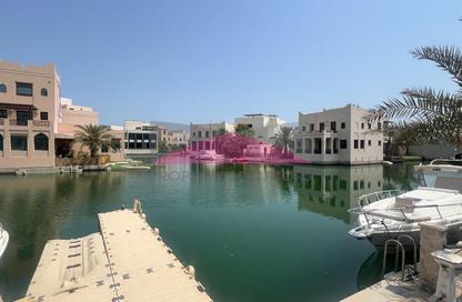 Villa - 4 - 4 for rent in Amwaj Avenue - Amwaj Islands - Muharraq Governorate