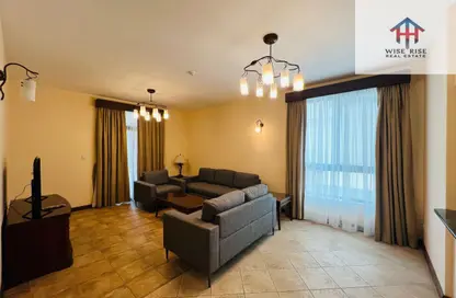 Apartment - 2 Bedrooms - 3 Bathrooms for rent in Sanabis - Manama - Capital Governorate