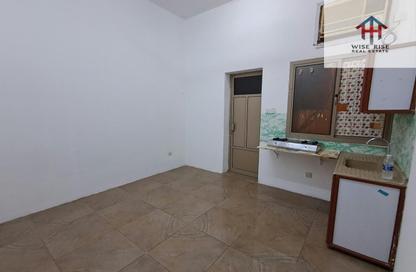 Apartment - Studio - 1 for rent in Ras Rumman - Manama - Capital Governorate Apartment - Studio - 1 for rent in Ras Rumman - Manama - Capital Governorate