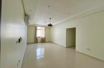 Apartment - 3 Bedrooms - 4 Bathrooms for rent in Hidd - Muharraq Governorate