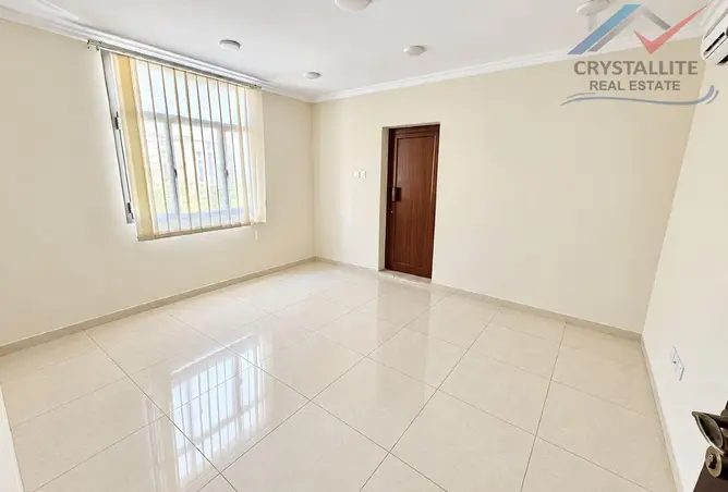 58112796 - Property Image 3