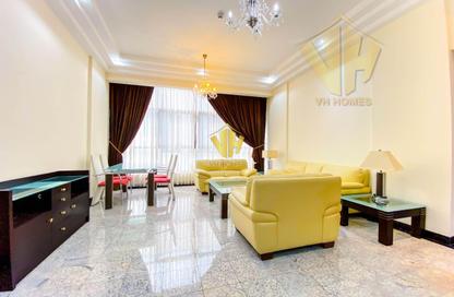Apartment - 2 Bedrooms - 2 Bathrooms for rent in Al Juffair - Capital Governorate