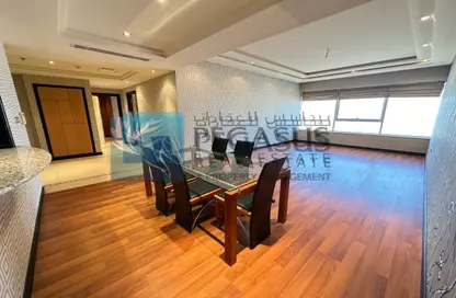 Apartment - 2 Bedrooms - 3 Bathrooms for rent in Abraj Al Lulu - Manama - Capital Governorate
