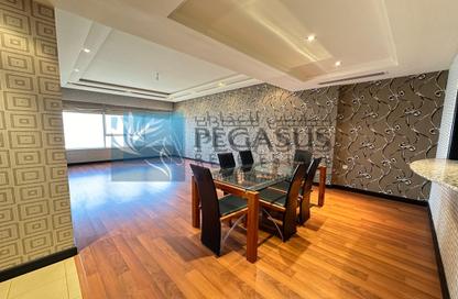 Apartment - 2 Bedrooms - 3 Bathrooms for rent in Abraj Al Lulu - Manama - Capital Governorate