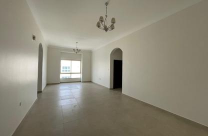 Apartment - 2 Bedrooms - 2 Bathrooms for rent in Shakhura - Northern Governorate