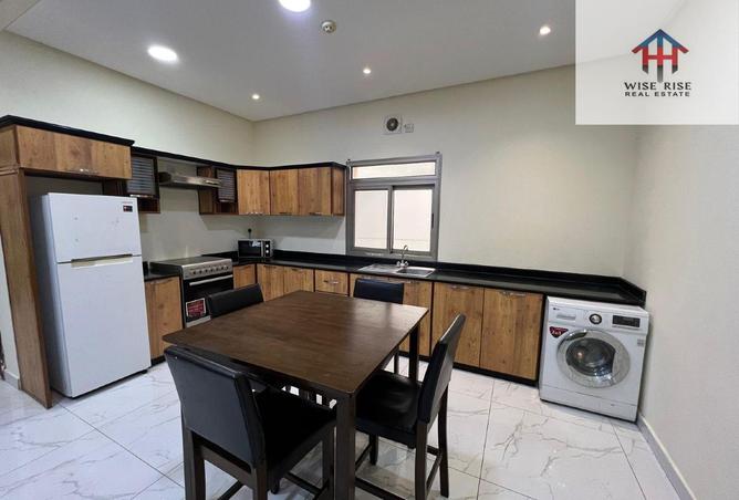 987209 - Property Image 3