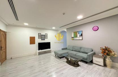 Apartment - 2 Bedrooms - 2 Bathrooms for rent in Mahooz - Manama - Capital Governorate
