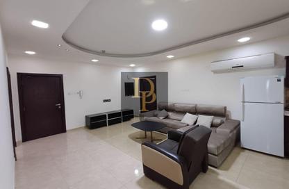 Apartment - 2 Bedrooms - 2 Bathrooms for rent in Salmaniya - Manama - Capital Governorate