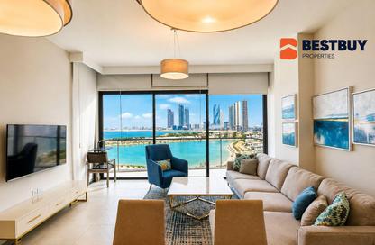 Apartment - 2 Bedrooms - 3 Bathrooms for rent in Reef Island - Capital Governorate