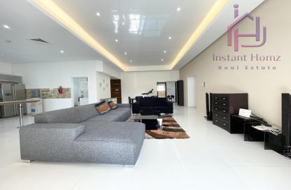 Apartment - 3 Bedrooms - 2 Bathrooms for rent in Al Juffair - Capital Governorate