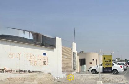 Warehouse - Studio - 2 Bathrooms for rent in Tubli - Central Governorate