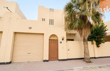 Villa - 4 Bedrooms - 4 Bathrooms for rent in Al Juffair - Capital Governorate