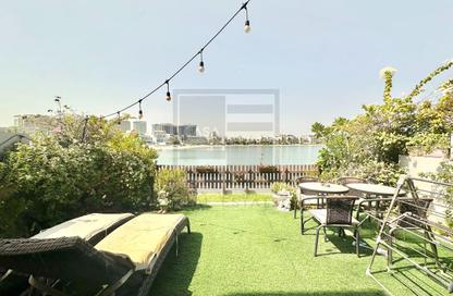Townhouse - 3 - 4 for rent in Najma - Amwaj Islands - Muharraq Governorate
