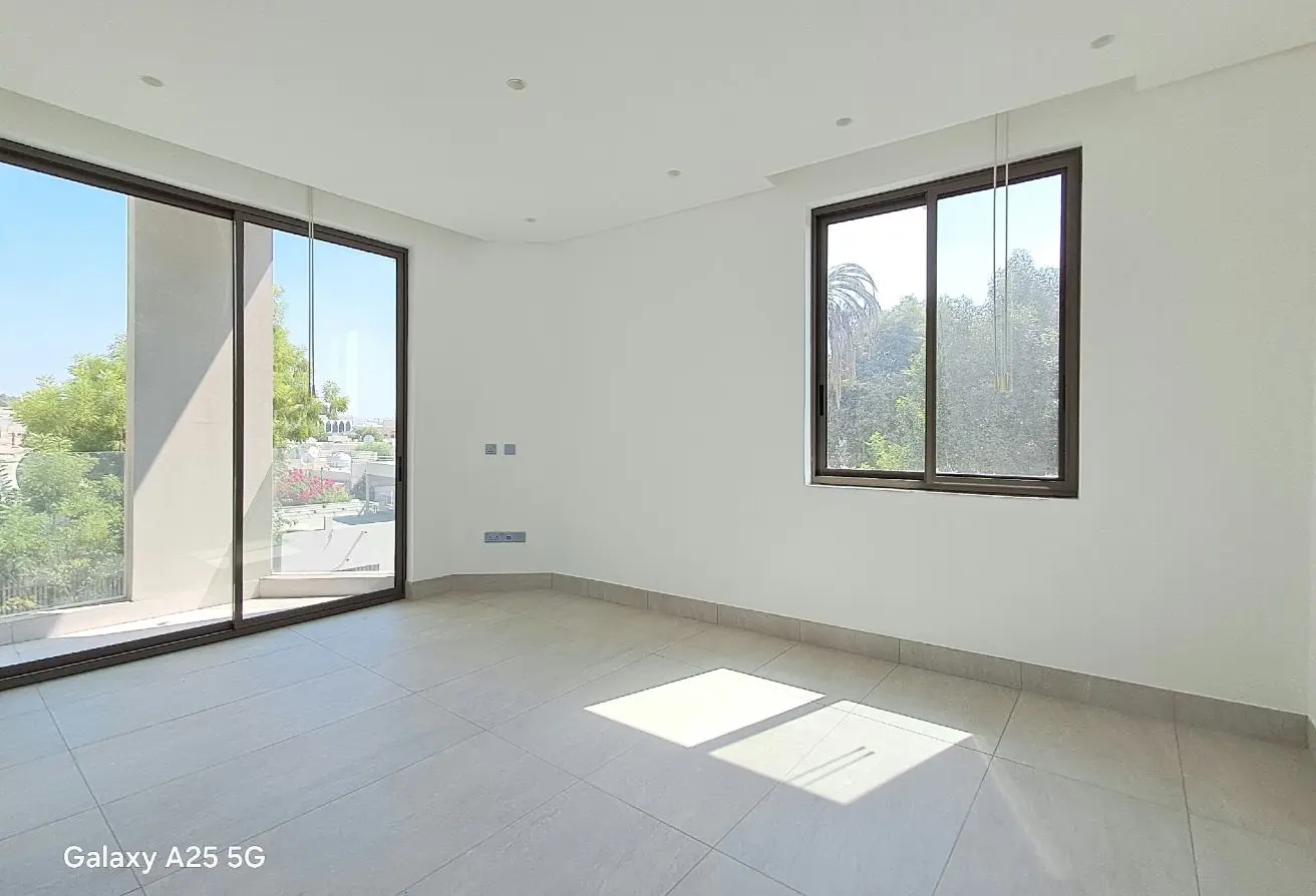 58053348 - Property Main Image