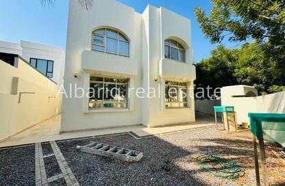 Villa - 5 Bedrooms - 6 Bathrooms for rent in Tubli - Central Governorate
