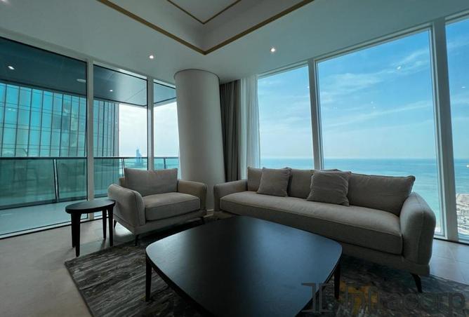 989228 - Property Main Image