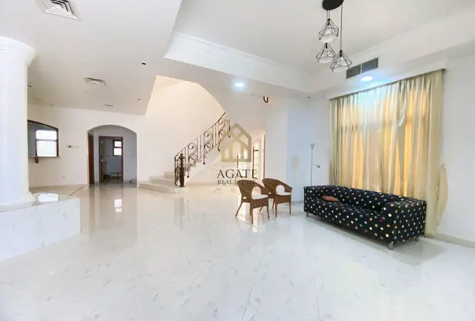 55832279 - Property Image 2