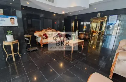 Apartment - 2 Bedrooms - 2 Bathrooms for rent in Al Burhama - Manama - Capital Governorate