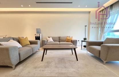 Apartment - 2 Bedrooms - 3 Bathrooms for rent in Reef Island - Capital Governorate