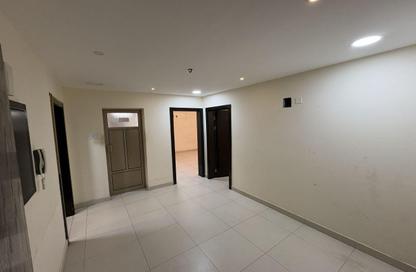 Apartment - 2 Bedrooms - 2 Bathrooms for rent in Askar - Southern Governorate Apartment - 2 Bedrooms - 2 Bathrooms for rent in Askar - Southern Governorate