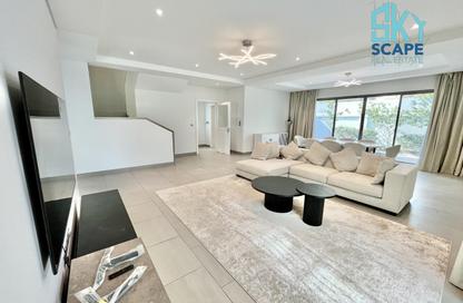 Villa - 4 - 4 for rent in Saar - Northern Governorate