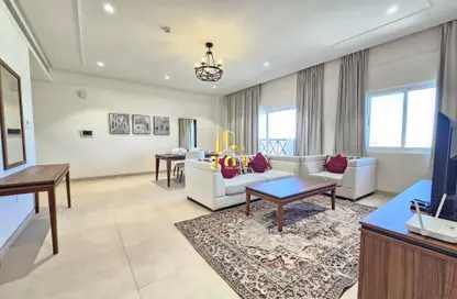 Apartment - 2 Bedrooms - 3 Bathrooms for rent in North Riffa - Riffa - Southern Governorate