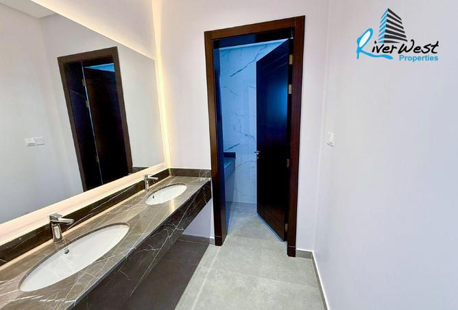 52381817 - Property Image 3