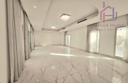 Villa - 4 Bedrooms - 6 Bathrooms for rent in Hamala - Northern Governorate
