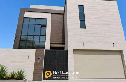 Villa - 5 Bedrooms - 6 Bathrooms for sale in Busaiteen - Muharraq Governorate