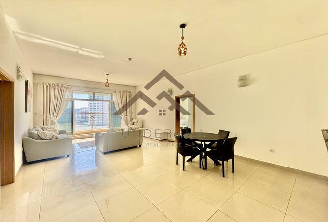 989275 - Property Main Image